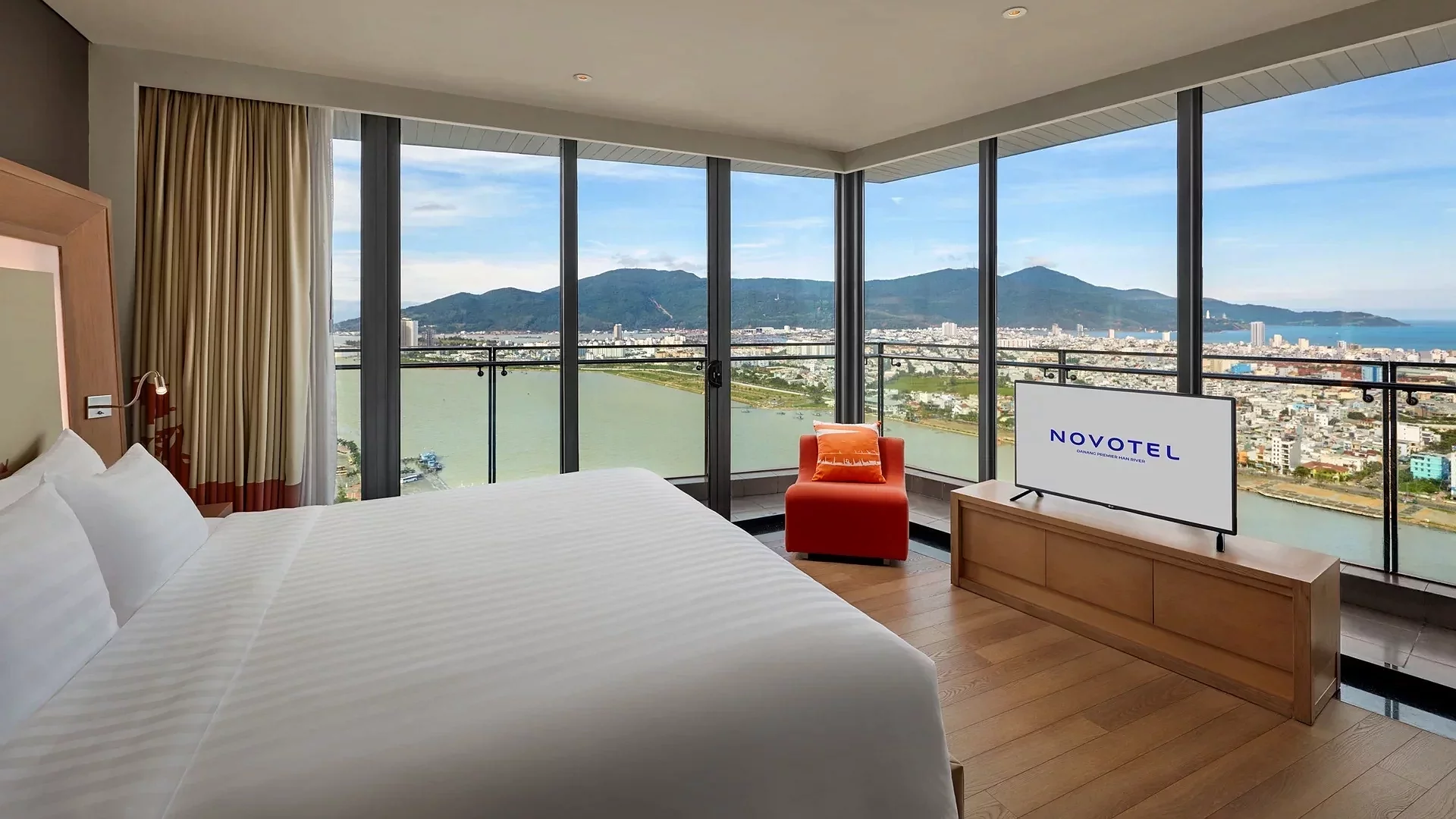 Review Novotel Danang Premier Han River: khách sạn 5 sao bên sông Hàn tại Đà Nẵng