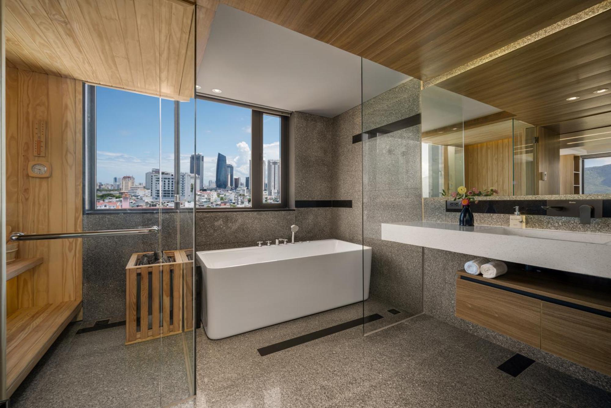 Review Rest Hotel & Apartment: Không Gian Lưu Trú Hiện Đại Giữa Lòng Đà Nẵng