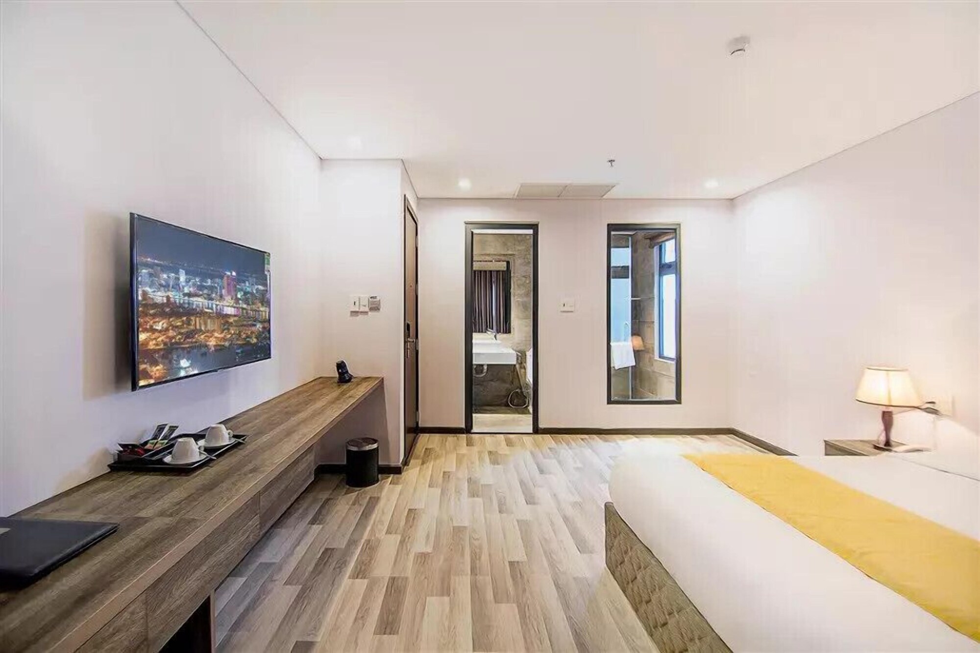 Sea Light Hotel Review Chi Tiết Từ Trải Nghiệm Thực Tế