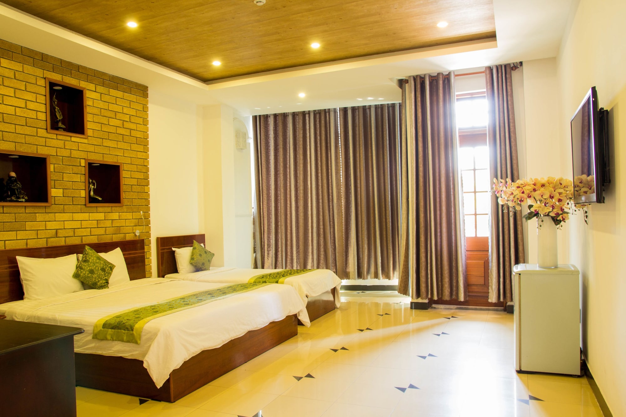 Xuan Hung Hotel Review Chi Tiết Khách Sạn Trung Tâm Đà Nẵng Đáng Lưu Trú